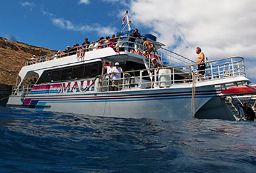 Pride of Maui vessel