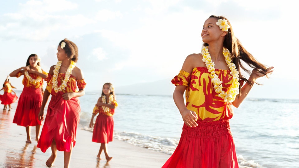 Best Maui Activities Couples Luau