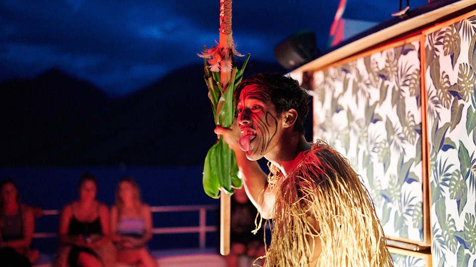 Pride of Maui’s Maui Sunset Luau Dinner Cruise